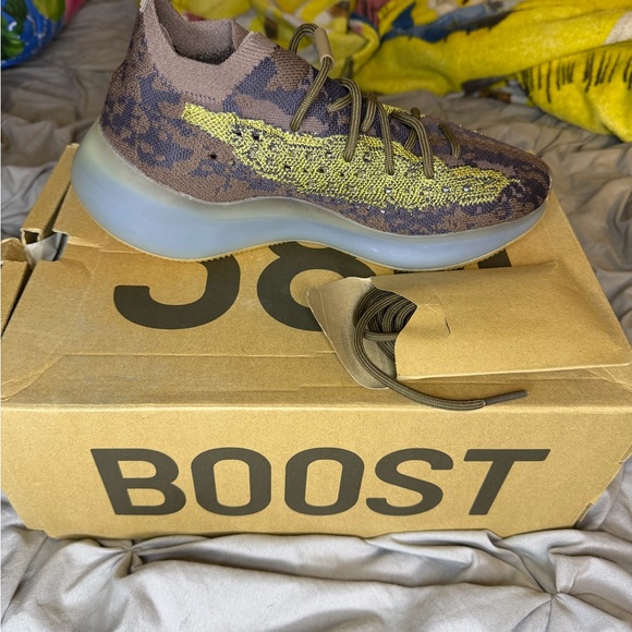 Adidas Yeezy Boost 380 Box Adidas Yeezy Boost 380 Box